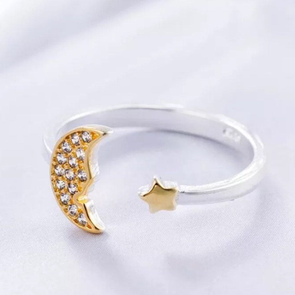 π Gold Colored S 925 Crescent Moon Ring π - Picture 1 of 5
